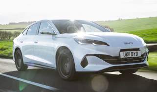 BYD Seal 6 Saloon Boost - front 3/4