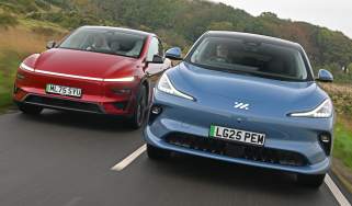 MG IM6 vs Tesla Model Y - front tracking